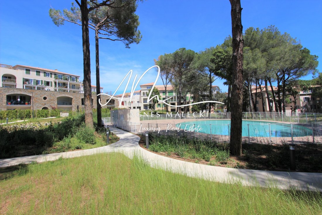 Apartment in Nord, Cavalaire-sur-Mer, France 4 - 17684068