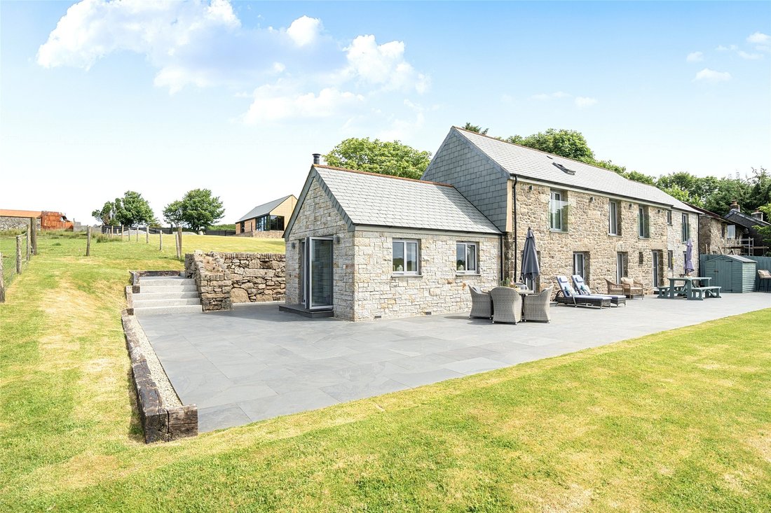House in Cornwall, England 3 - 18116429
