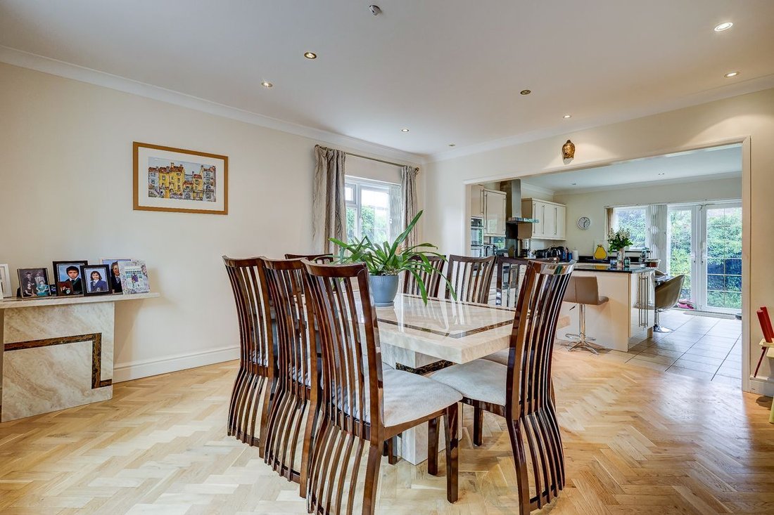 Casa a Piccolo West Hatch, Chigwell, Inghilterra 4 - 18116521