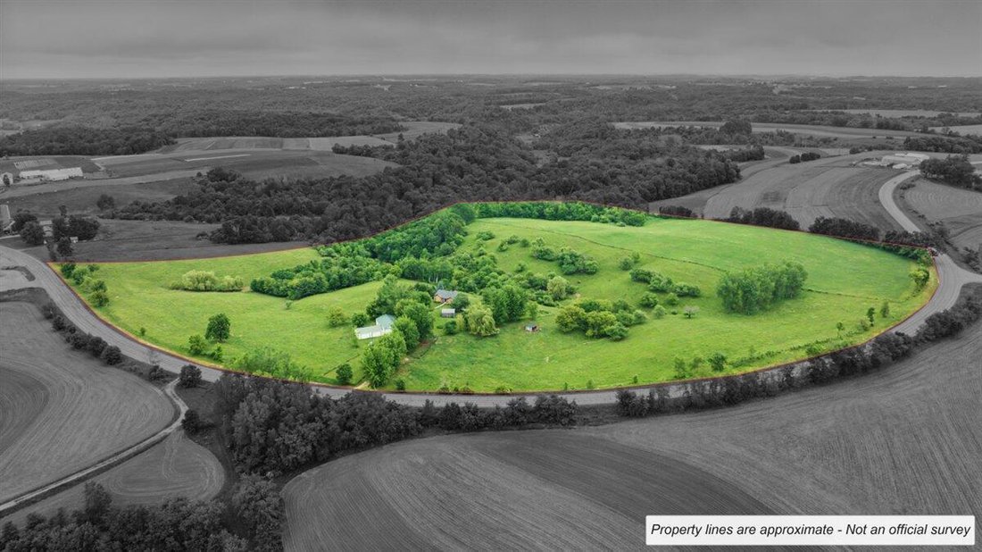 House in Hillsboro, Wisconsin, United States 2 - 18116019