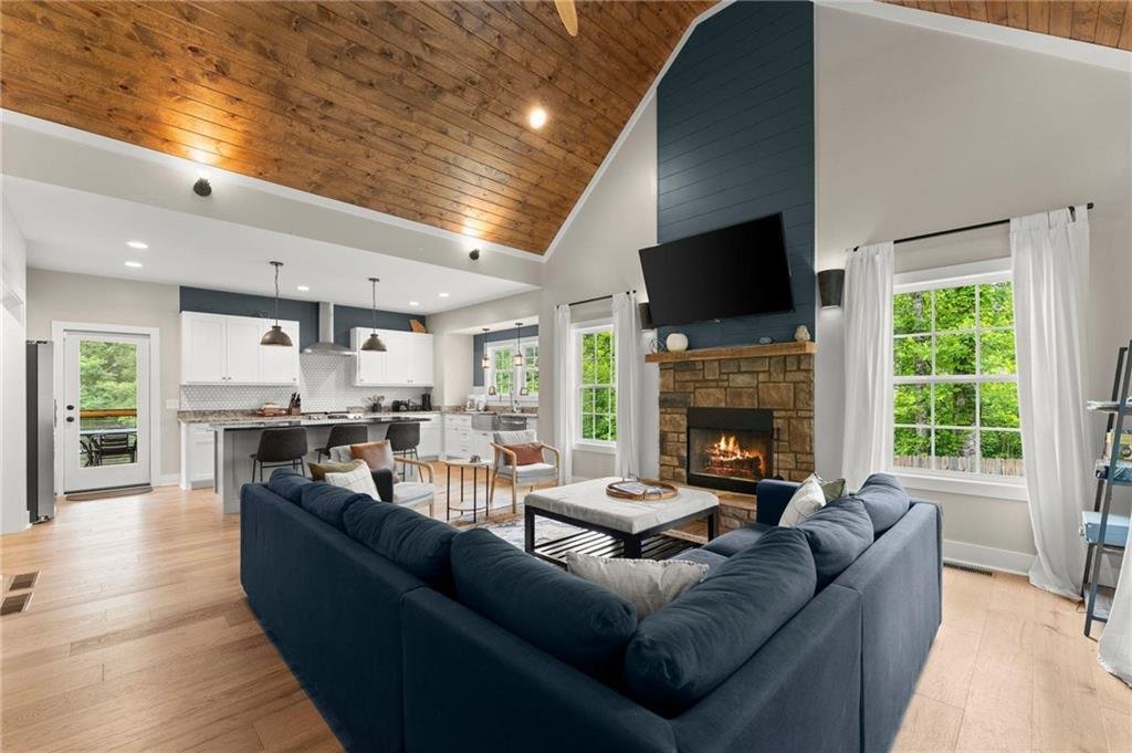 House in Clarkesville, Georgia, United States 3 - 18115987