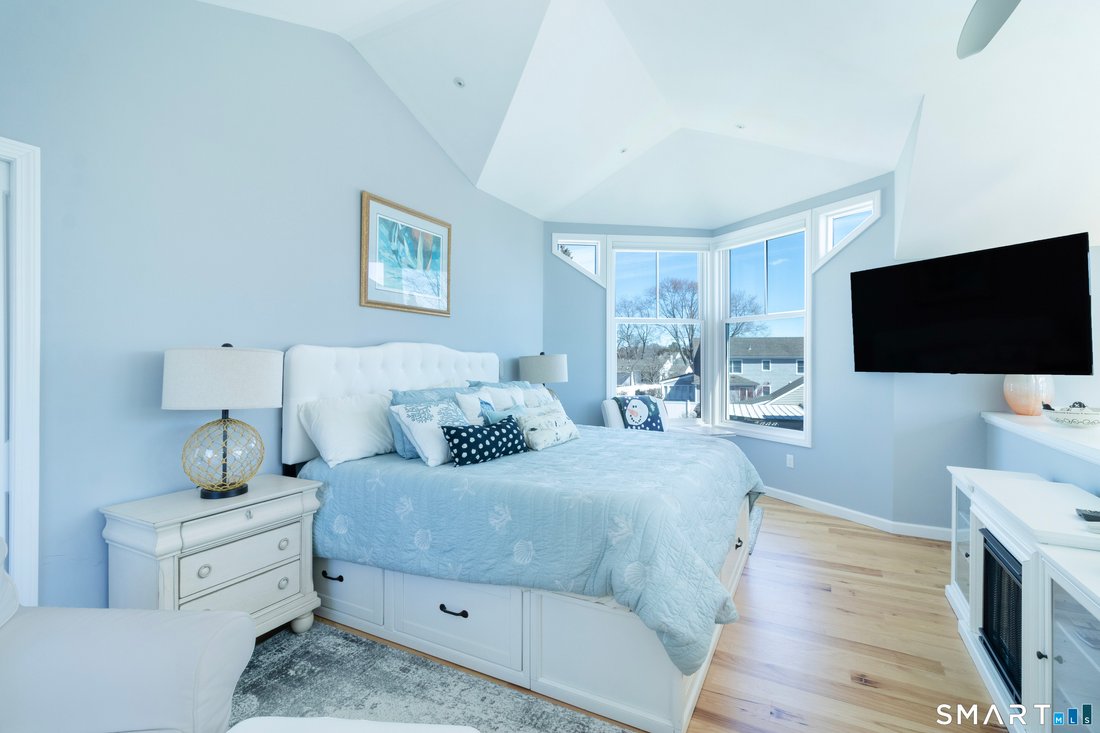 House in Clinton, Connecticut, United States 3 - 18116612