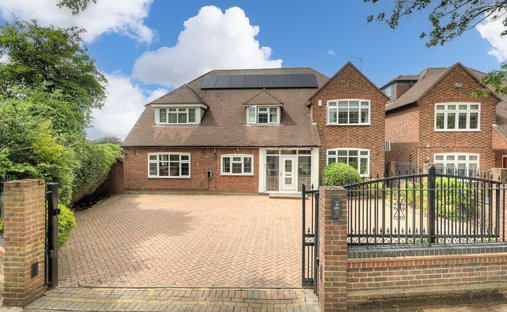 Haus in Klein West Hatch, Chigwell, England 1