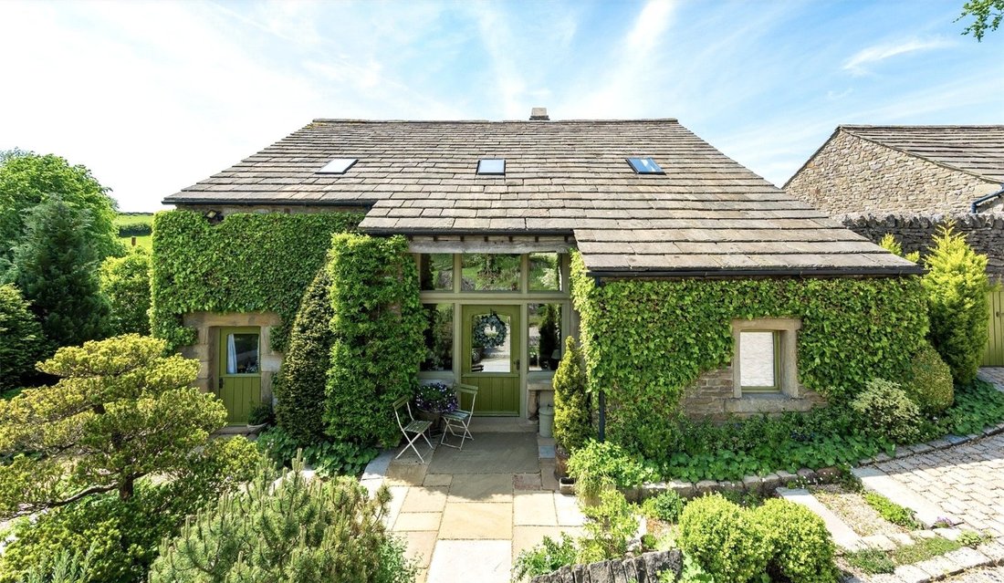 House in Lancashire, England 2 - 18116444