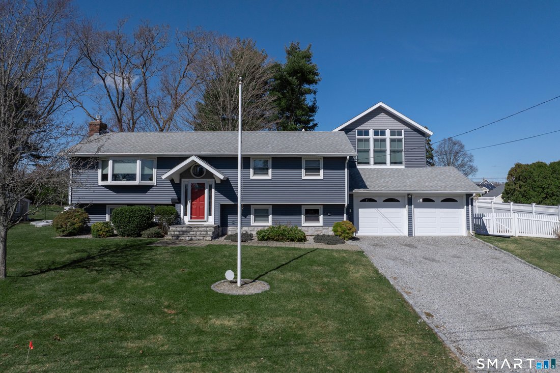House in Clinton, Connecticut, United States 1 - 18116612