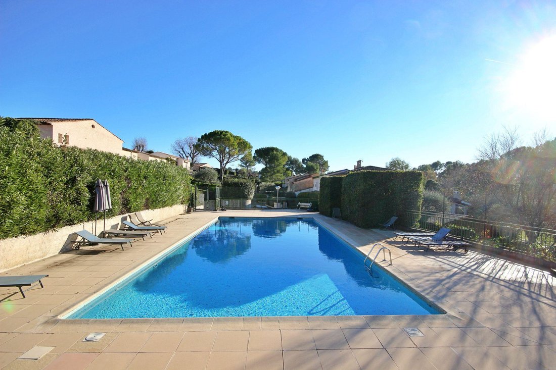 House in Mougins, Provence-Alpes-Côte d'Azur, France 2 - 18116931