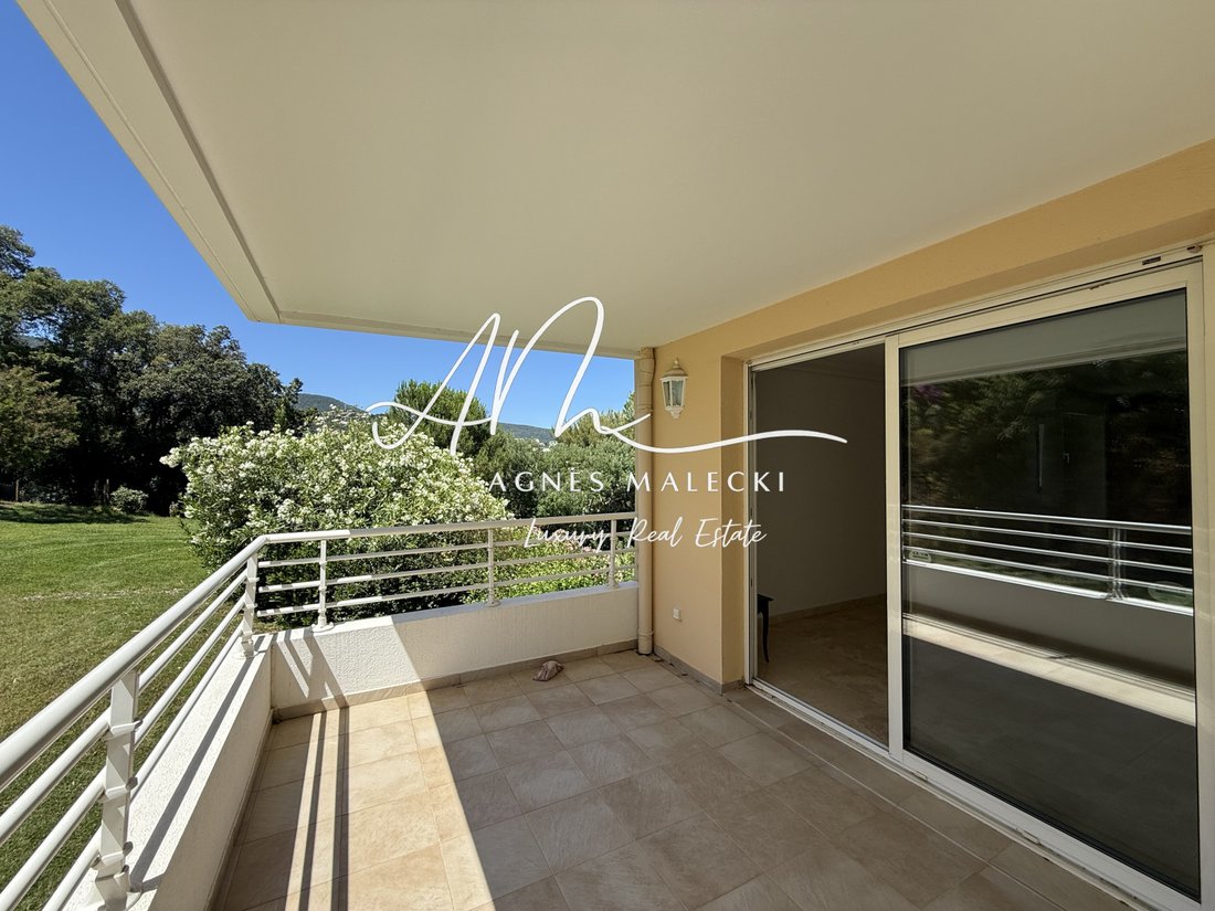 Apartment in Nord, Cavalaire-sur-Mer, France 2 - 15389875