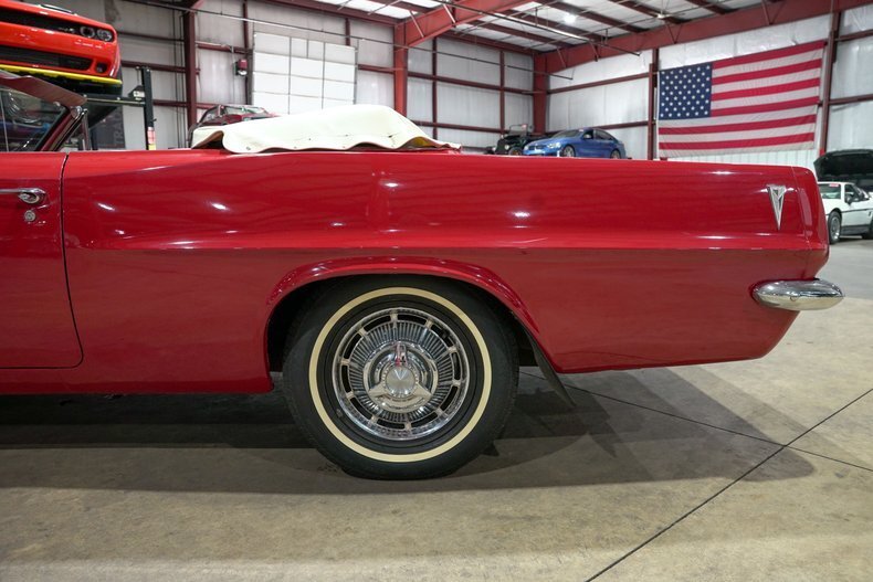 Cabriolet in Grand Rapids, United States 5 - 18116452