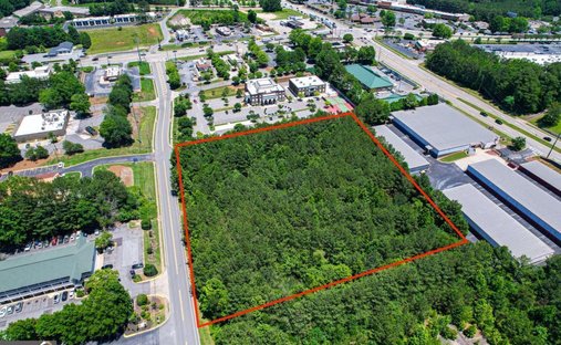 Terreno a Suwanee, Georgia, Stati Uniti 1