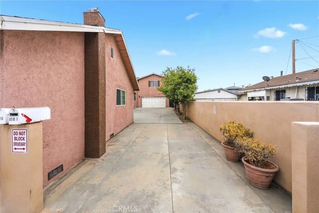 Townhouse in Bell, California, United States 3 - 18116311