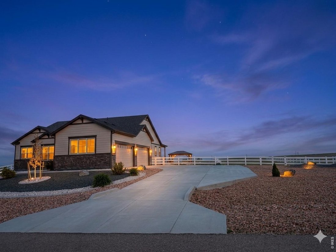 House in Fort Collins, Colorado, United States 2 - 18116180