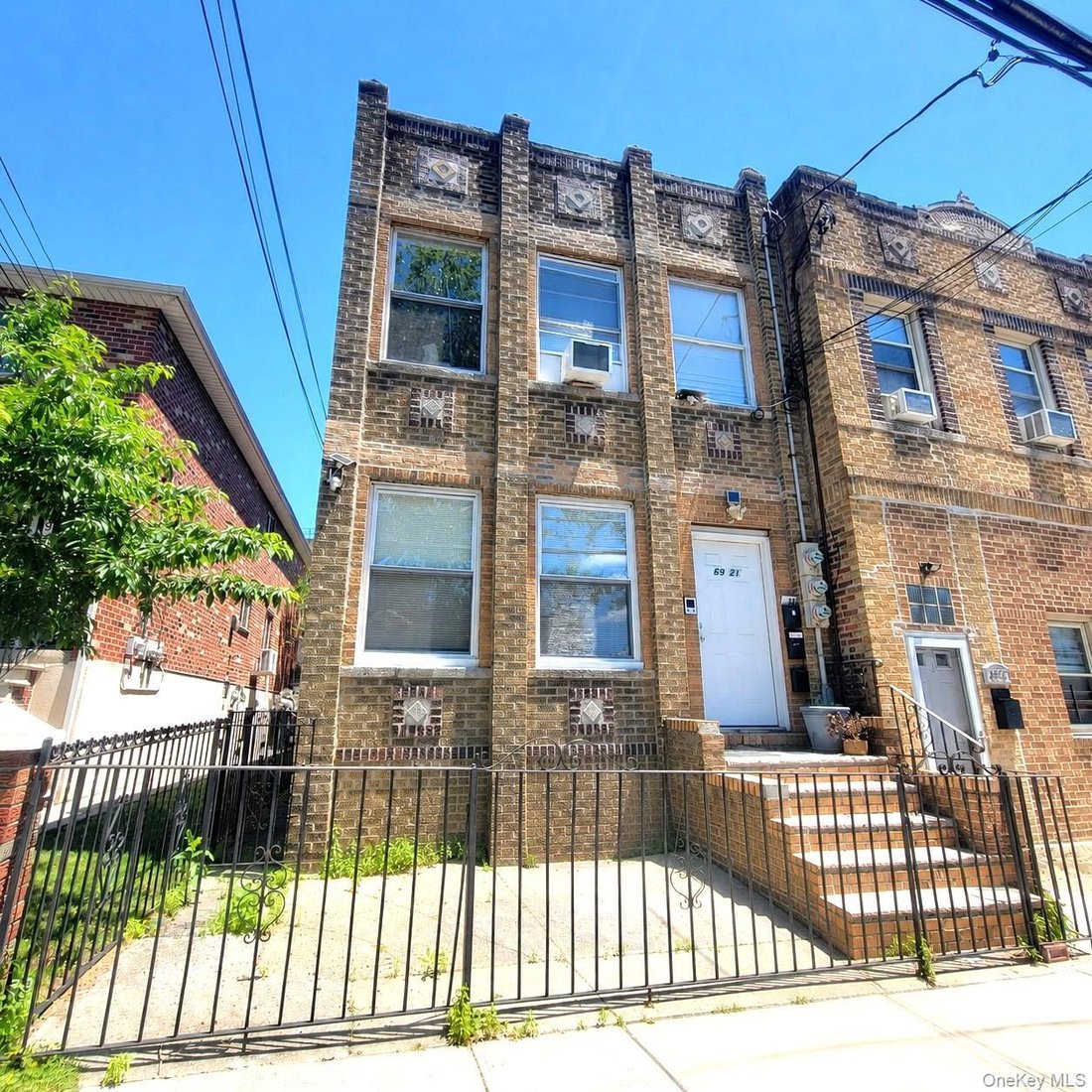 House in New York, New York, United States 1 - 18116280