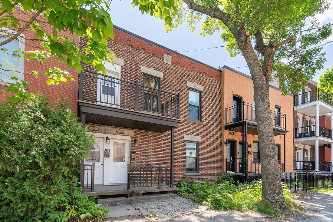 House in Montréal, Quebec, Canada 1 - 18116474