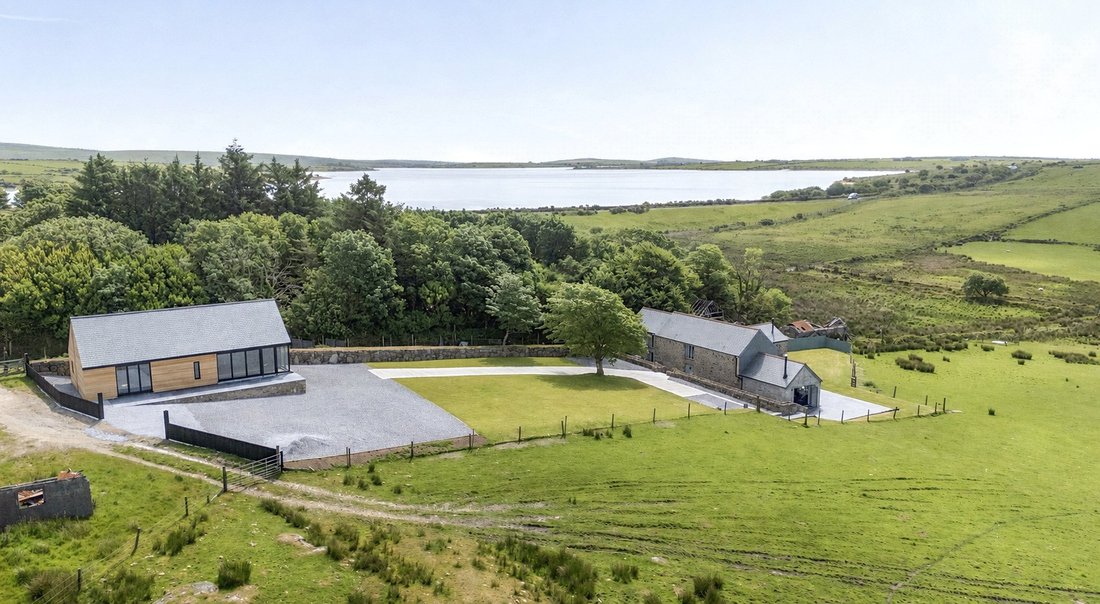 House in Cornwall, England 1 - 18116429