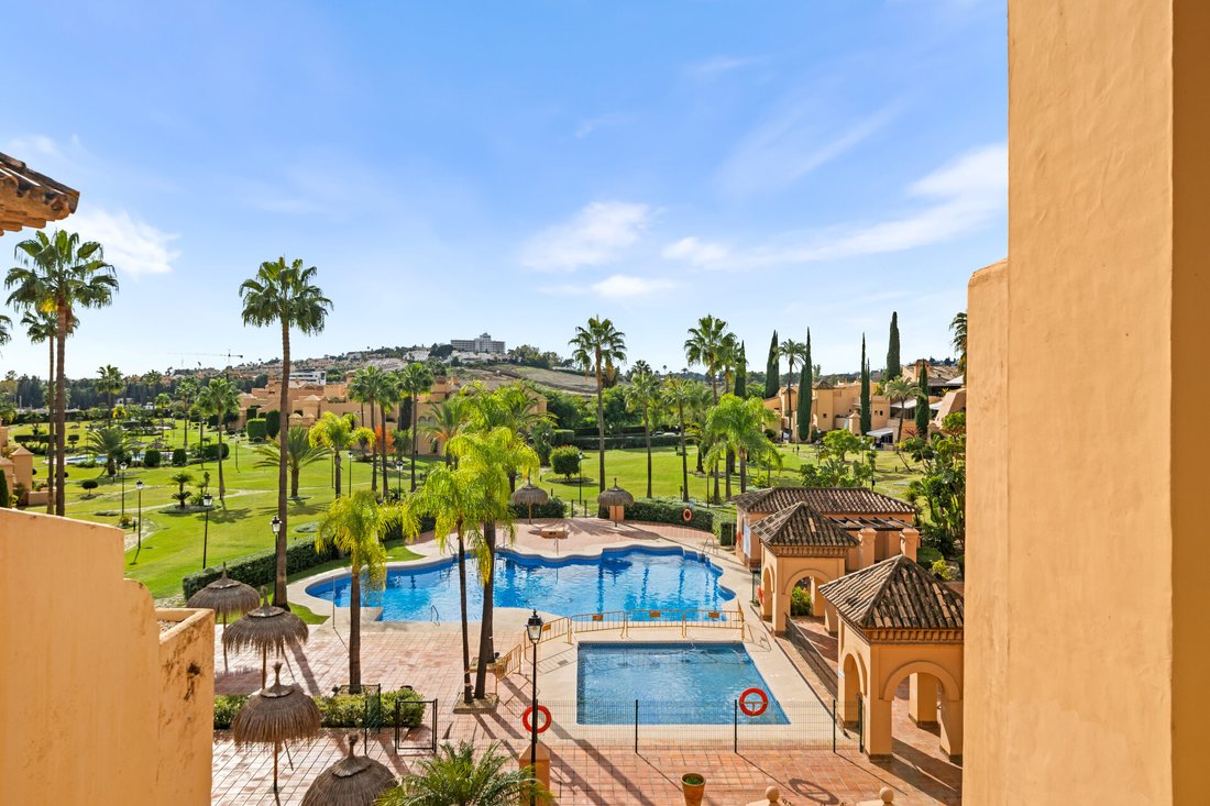 Penthouse in Estepona, Andalusia, Spain 2 - 18116247