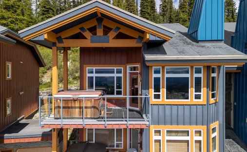 House in Kootenay Boundary E / West Bo*, British Columbia, Canada 1