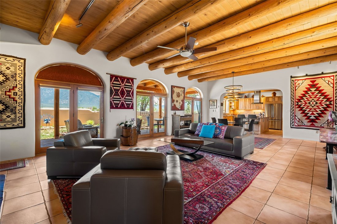 House in El Prado, New Mexico, United States 3 - 18115852