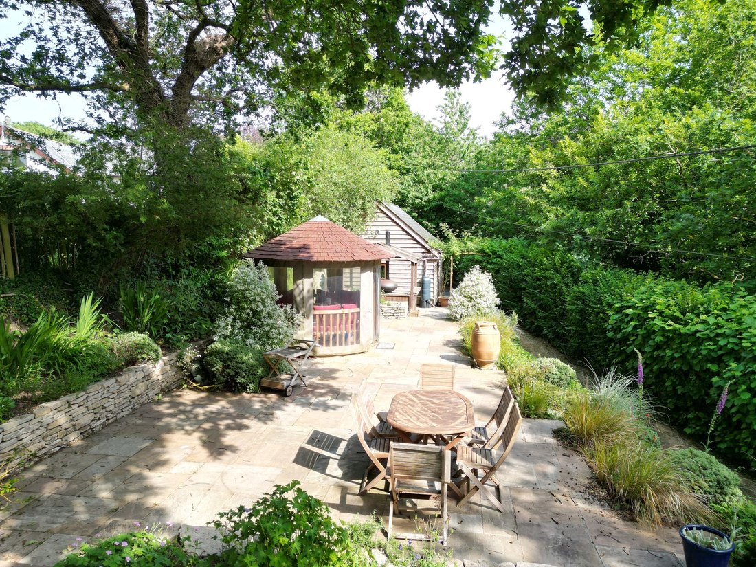 House in Ottery Saint Mary, England 4 - 18116463
