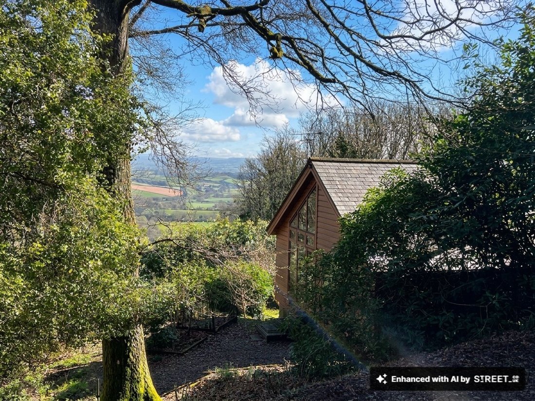 Bungalow in Devon, England 4 - 16475792