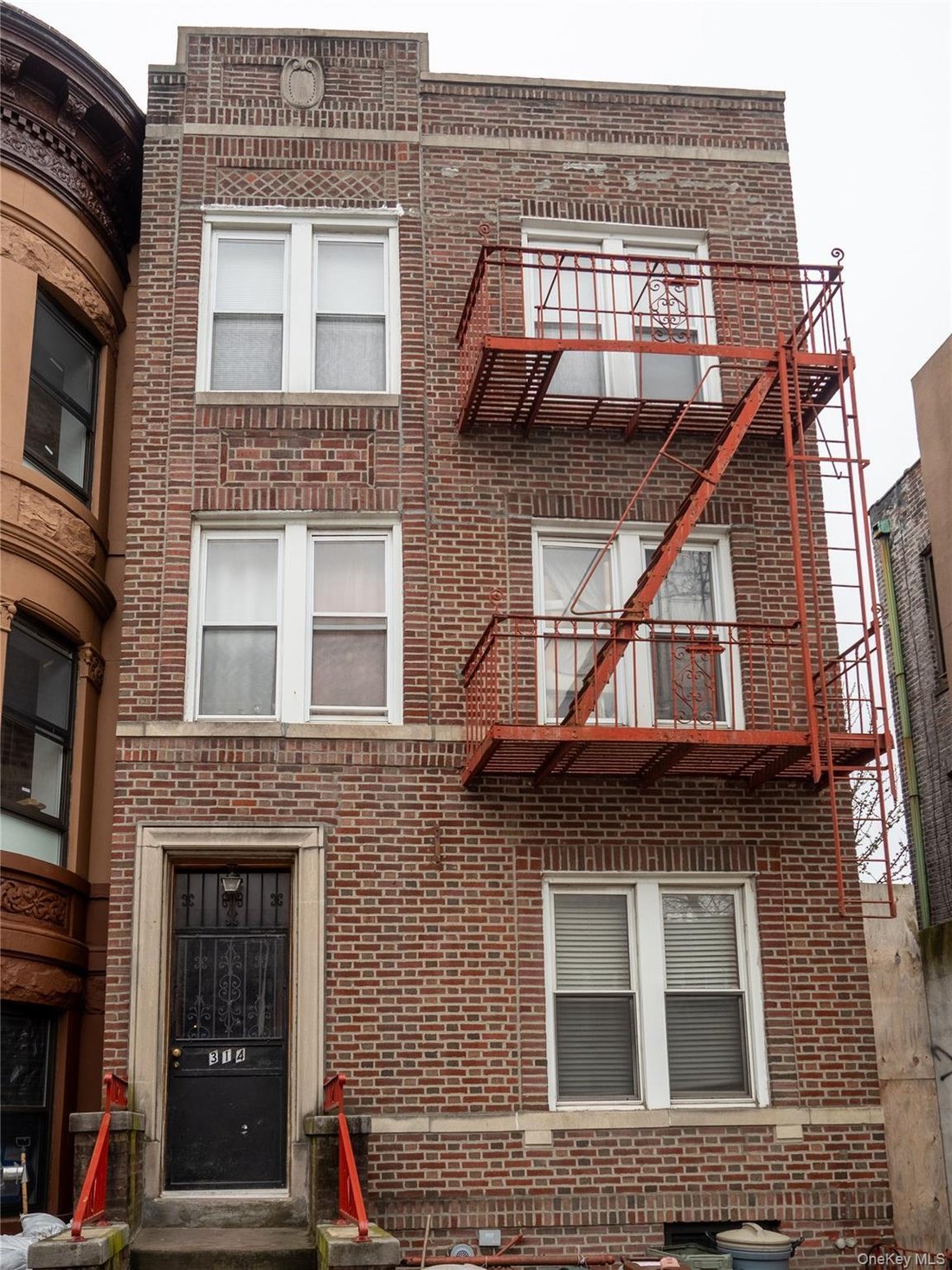 New York, New York, United States 1 - 18116285