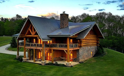 House in Elizabethton, Tennessee, United States 1