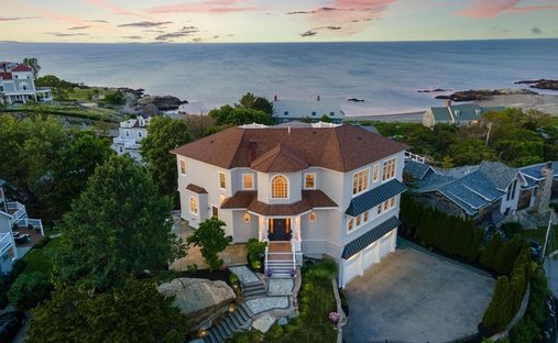 House in Cohasset, Massachusetts, United States 1