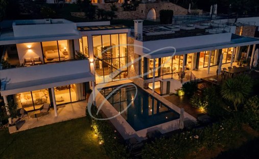 Villa in Èze, Provence-Alpes-Côte d'Azur, France 1