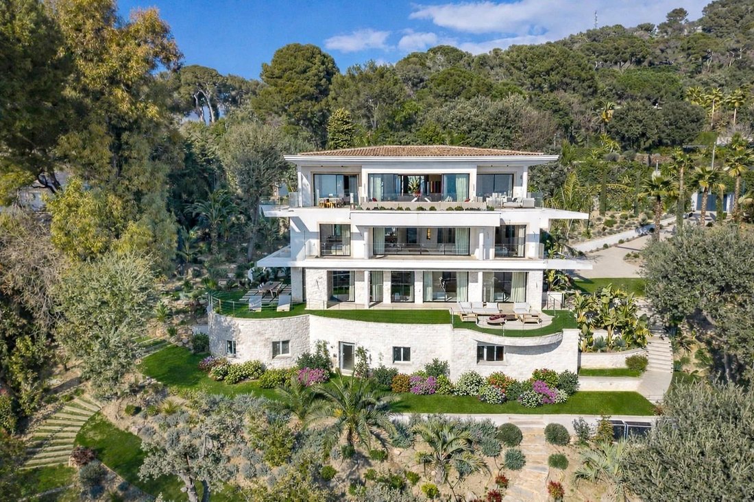 Villa in Cannes, Provence-Alpes-Côte d'Azur, France 1 - 18116649