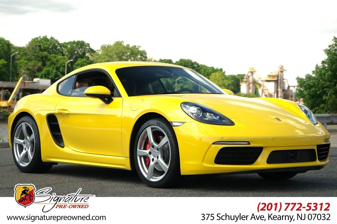 Coupe in Kearny, NJ, United States 1 - 18116669