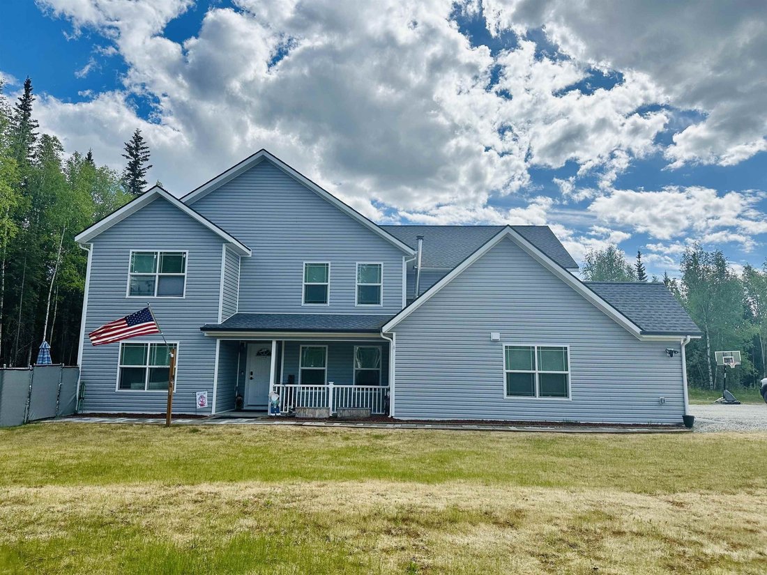 North Pole, Alaska, United States 1 - 17573767