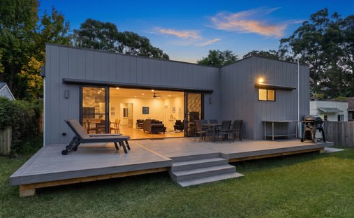 House in Pearl Beach, New South Wales, Australia 1