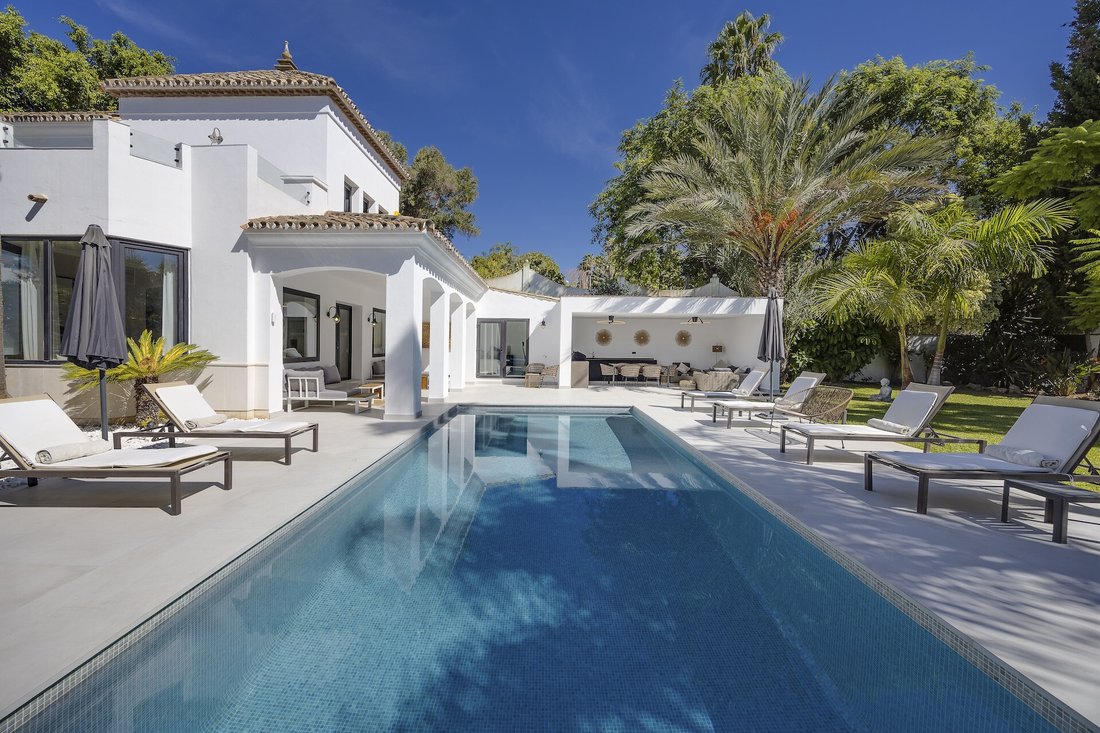 Villa in El Paraíso, Benahavis, Spain 4 - 18117105