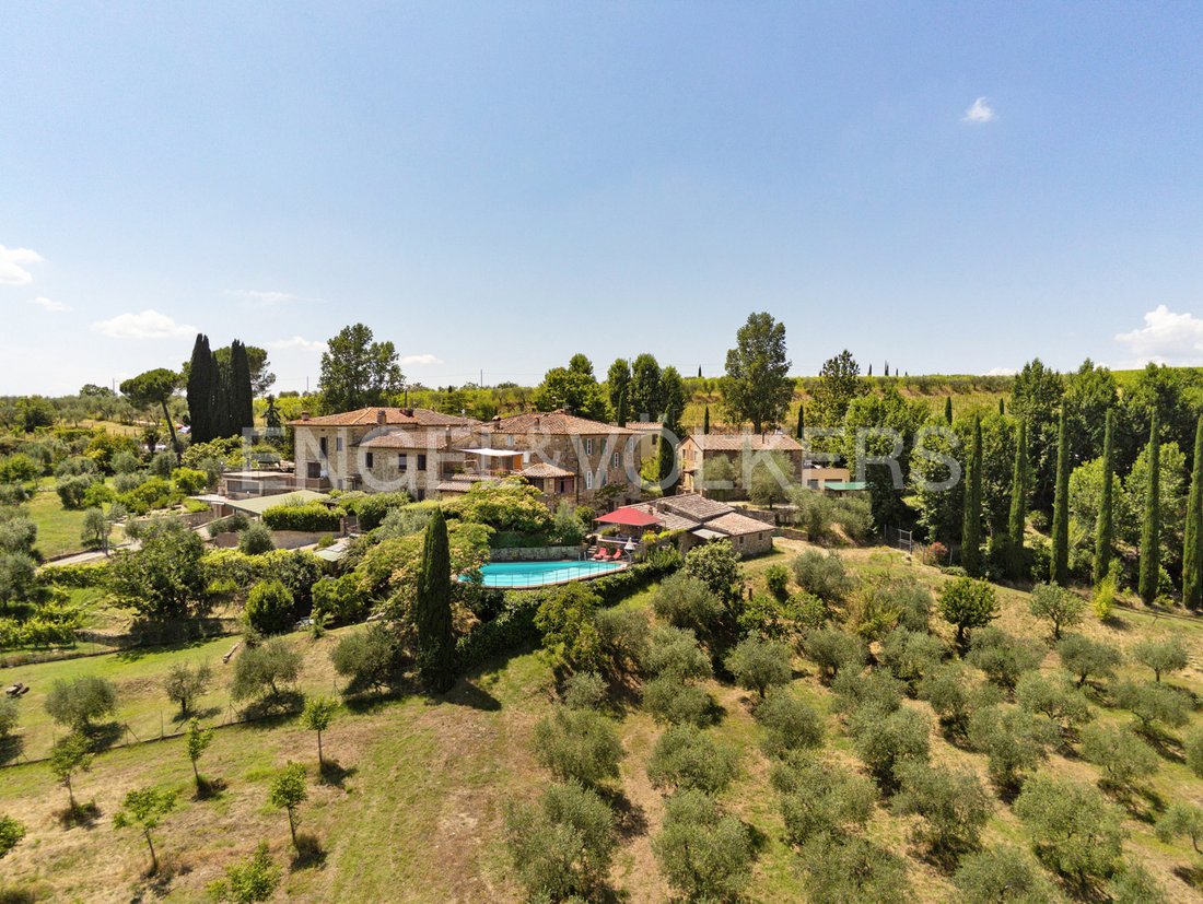 Villa in Castelnuovo Berardenga, Tuscany, Italy 1 - 15457137