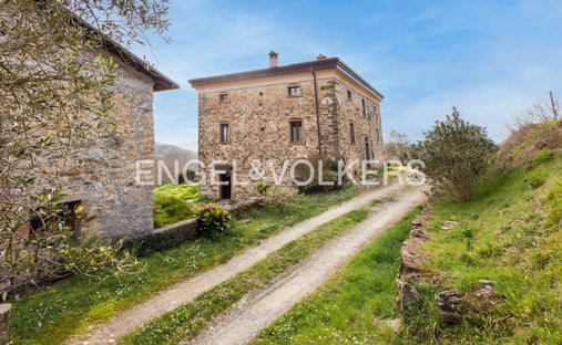 Maison à Fivizzano, Toscane, Italie 1