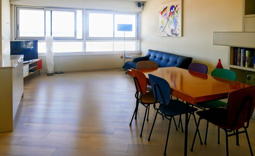 Apartment in Hôtel de Ville-Quinconce-Saint Seurin-Fondaudège, Bordeaux, France 1