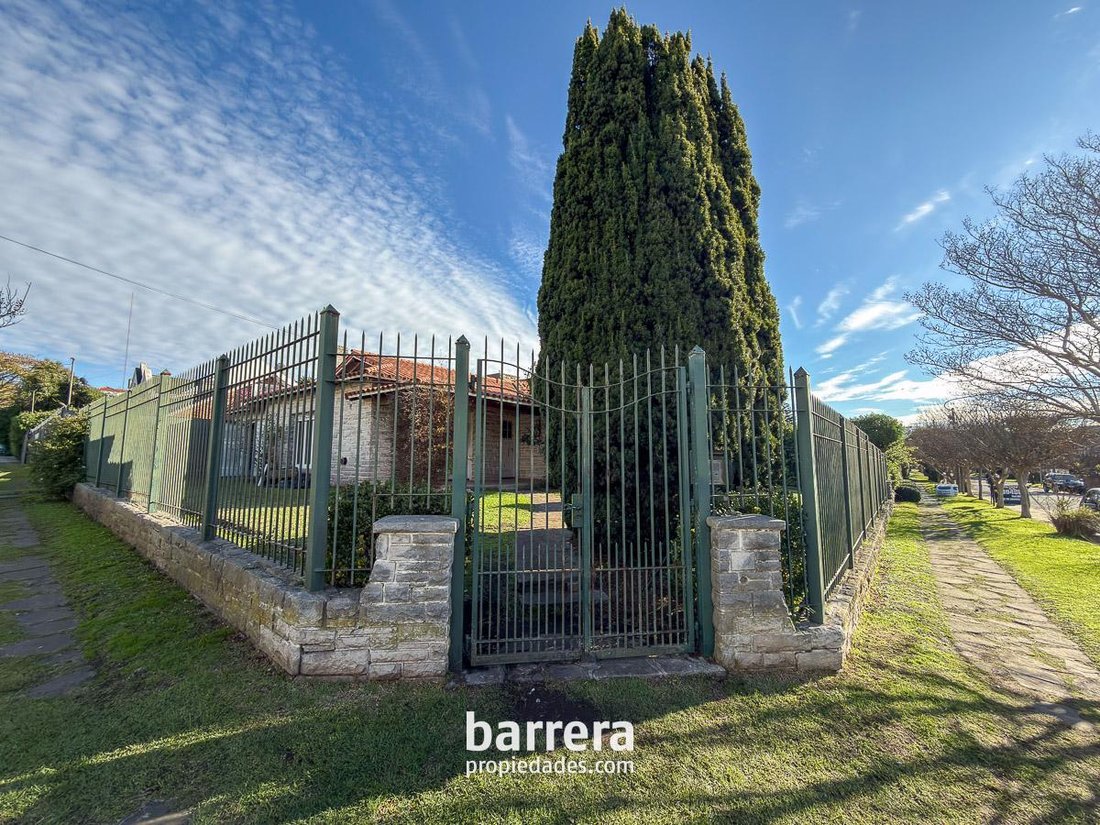 House in Mar del Plata, Buenos Aires Province, Argentina 1 - 18117752
