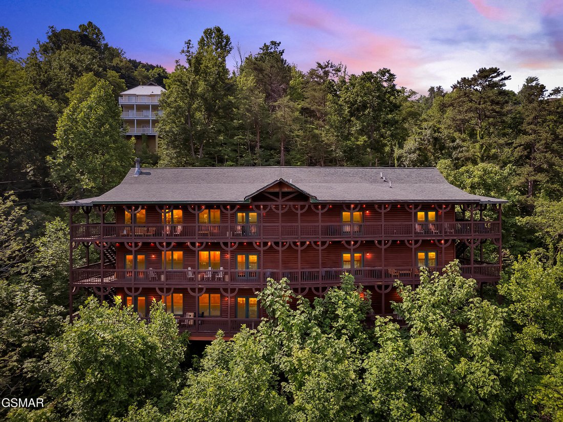 House in Gatlinburg, Tennessee, United States 3 - 18117919