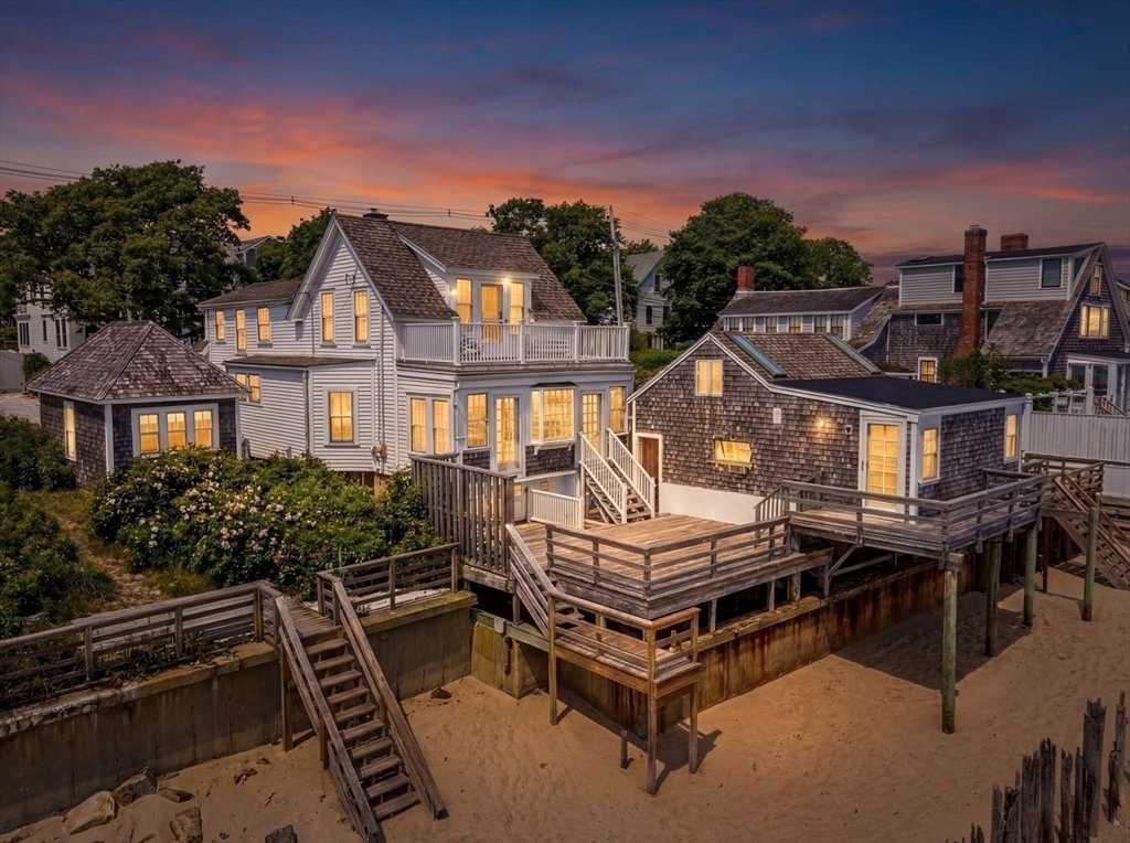 House in Provincetown, Massachusetts, United States 4 - 17398382