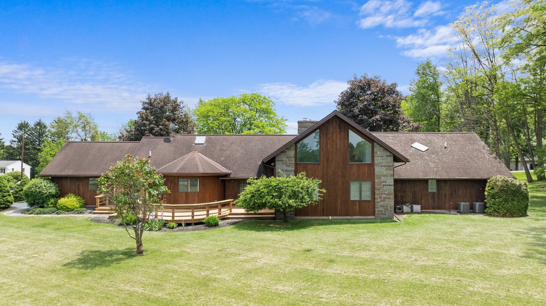 House in Geneva, New York, United States 5 - 18117917
