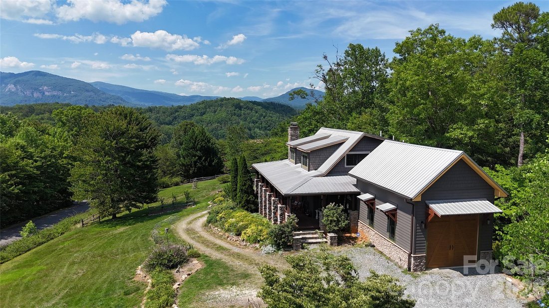 House in Lake Lure, North Carolina, United States 1 - 17967845