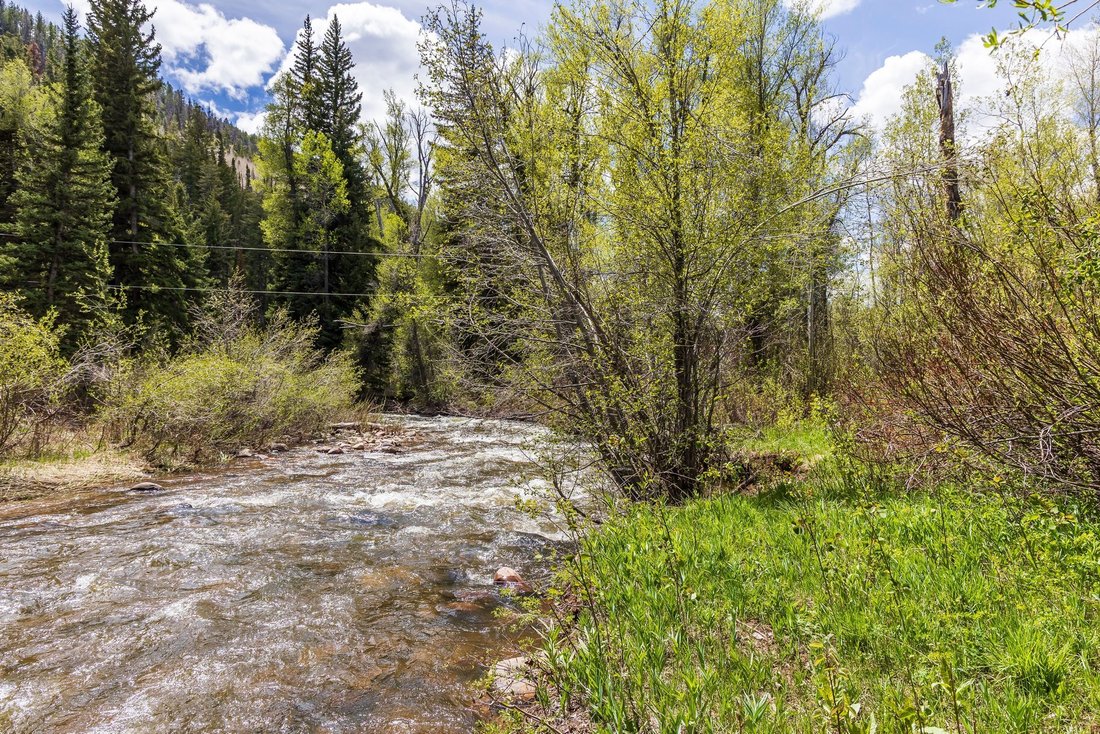 Kamas, Utah, United States 4 - 18117700