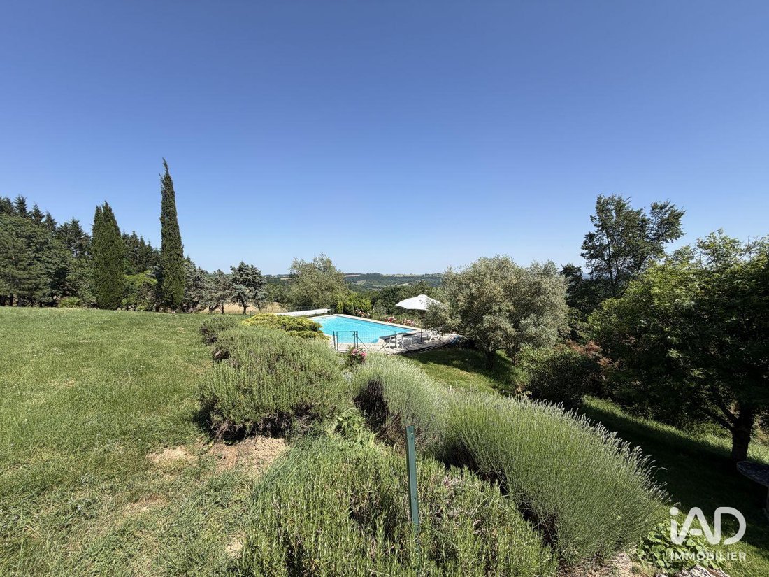 House in Colayrac-Saint-Cirq, Nouvelle-Aquitaine, France 4 - 18120437