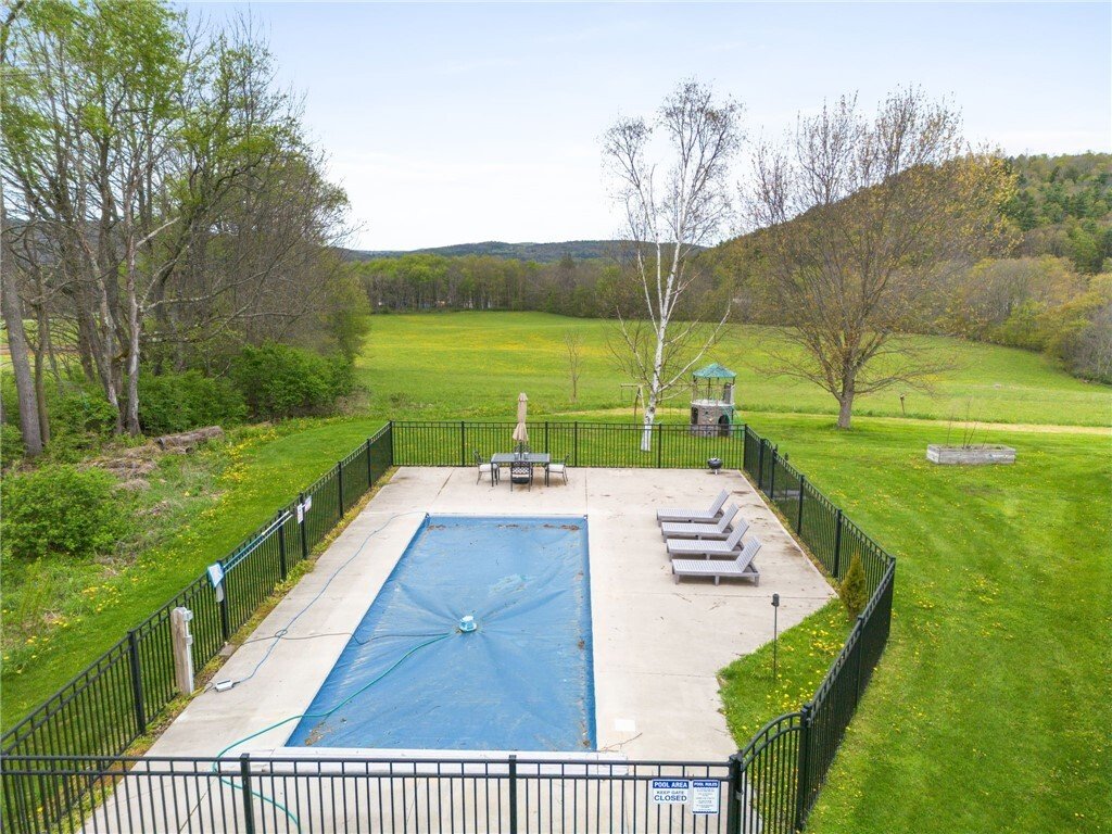 Cooperstown, New York, United States 5 - 18117839
