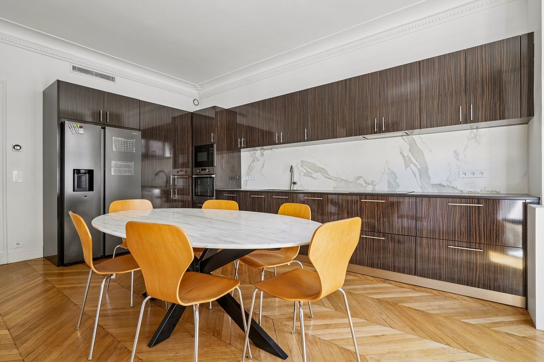 Apartment in Invalides, Paris 7e Arrondissement, Paris 5 - 18117561