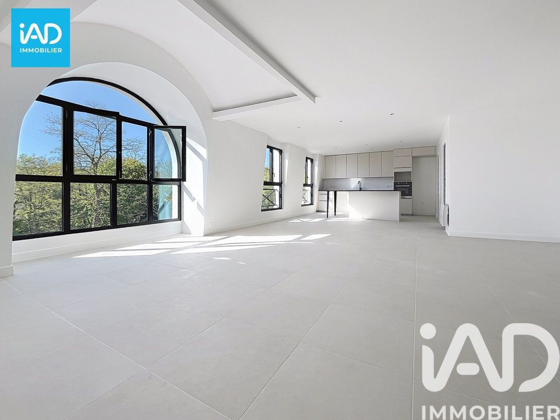 Apartment in Mairie, Garches, France 5 - 17658743