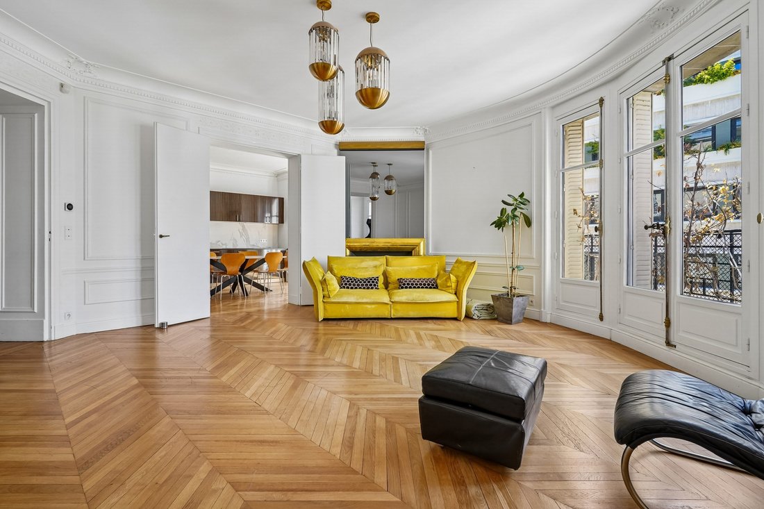 Apartment in Invalides, Paris 7e Arrondissement, Paris 4 - 18117561
