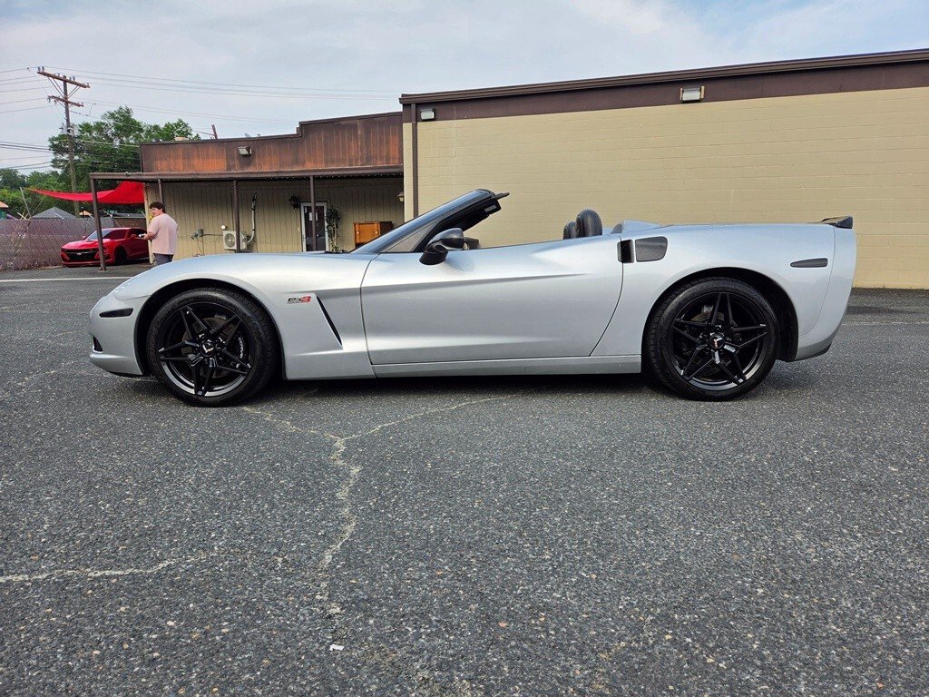 Chevrolet Corvette in Mount Airy, NC, United States 3 - 18117846