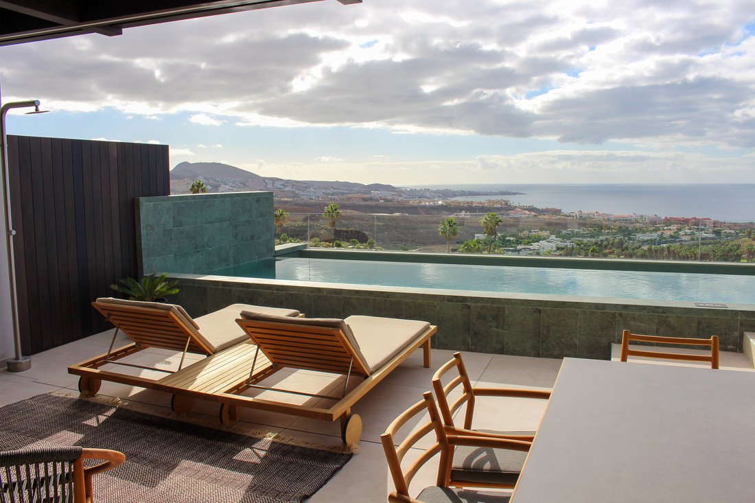 Apartment in La Caleta, Adeje, Canary Islands 1 - 18117825