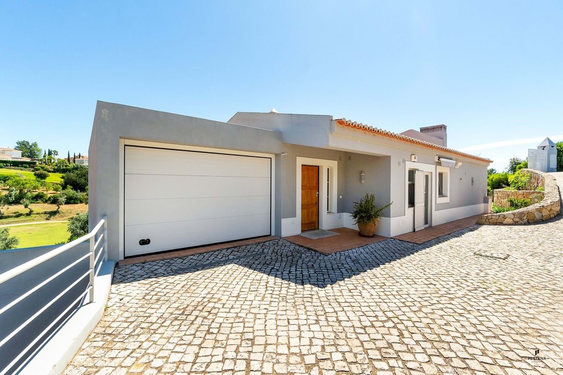 Villa in Carvoeiro, Algarve, Portugal 3 - 18117704