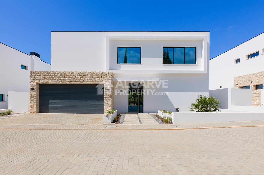 Villa in Vilamoura, Quarteira, Algarve 1 - 14510706